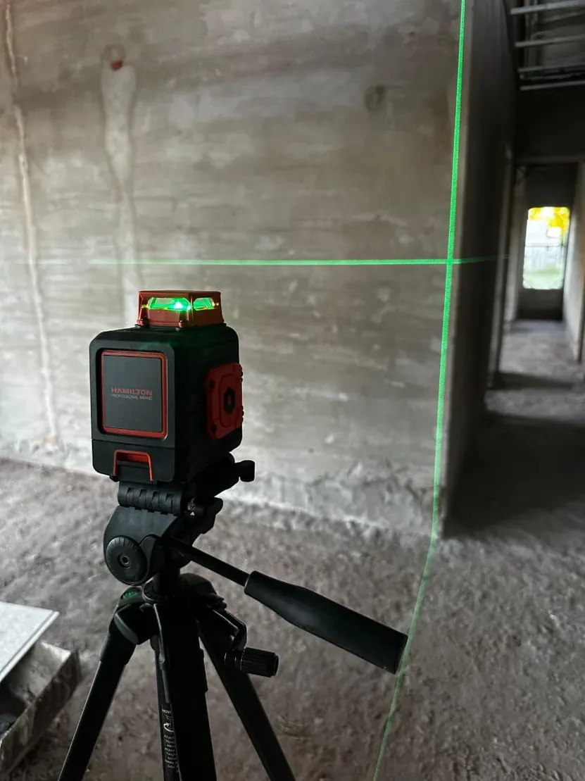 Medición laser de nivel para cajas rectangulares
